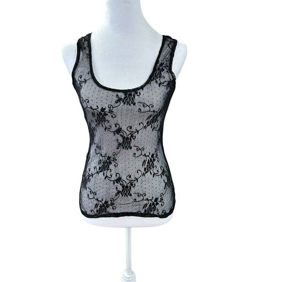 Urban Behavior Black Lace Top‎ Sz M - Picture 1 of 3